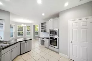 1215 Rosemeadow Dr, Houston, TX 77094 - Photo 18
