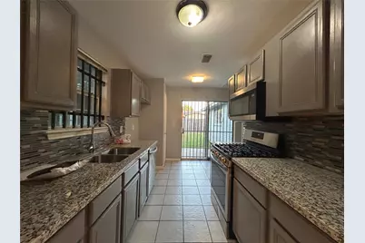12811 Roandale Drive, Houston, TX 77048 - Photo 4