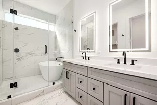 747 Dumble St, Houston, TX 77023 - Photo 8