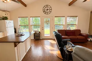 124 4th Ave, Onalaska, TX 77360 - Photo 6