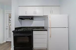 3300 Yorktown St, Houston, TX 77056 - Photo 12