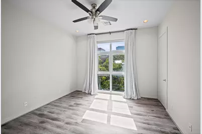 207 Pierce Street #305, Houston, TX 77002 - Photo 16