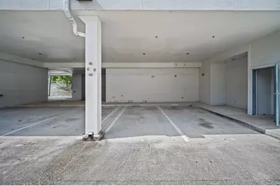207 Pierce Street #305, Houston, TX 77002 - Photo 22