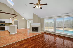 1427 Basswood Springs Ct, Houston, TX 77062 - Photo 12