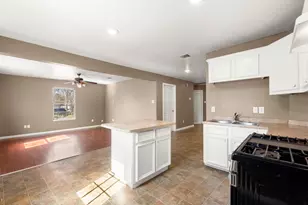 2444 Margaret St, Houston, TX 77093 - Photo 10