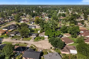 9627 Glenwood Forest Dr, Houston, TX 77078 - Photo 22