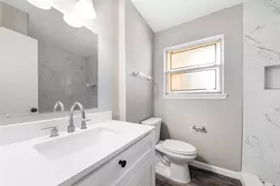 9627 Glenwood Forest Dr, Houston, TX 77078 - Photo 12