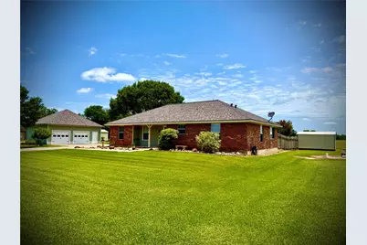 189 Wakefield Lane, Wharton, TX 77488 - Photo 2