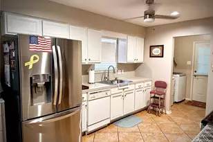 189 Wakefield Ln, Wharton, TX 77488 - Photo 4
