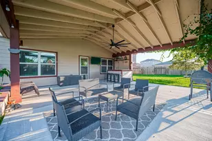 346 Apache Field Ln, La Marque, TX 77568 - Photo 40