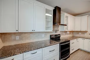 346 Apache Field Ln, La Marque, TX 77568 - Photo 14