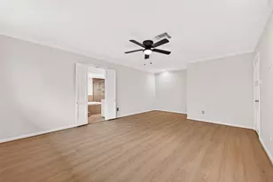 3031 Broadmoor Dr, Sugar Land, TX 77478 - Photo 26