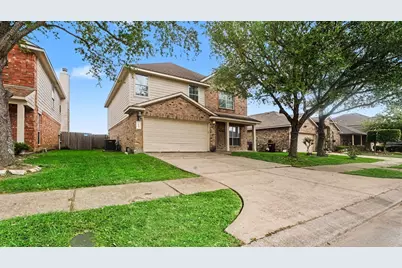 10523 Evergreen Street, Baytown, TX 77523 - Photo 2