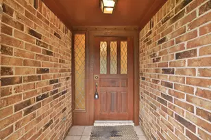 902 Castle Hill Trail, Houston, TX 77339 - Photo 4