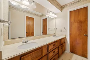 902 Castle Hill Trail, Houston, TX 77339 - Photo 24