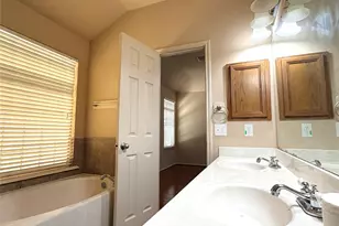 6903 Birnam Garden Lane, Houston, TX 77086 - Photo 14