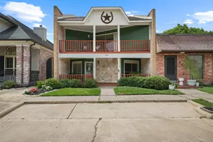 2504 Country Club Dr, Pearland, TX 77581 - Photo 2