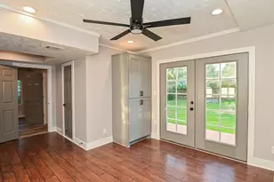 1031 Meyer St, Sealy, TX 77474 - Photo 14