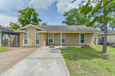 3809 Newton Drive, Pasadena, TX 77503 - Photo 2