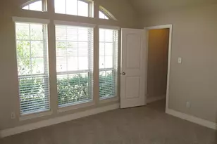 14104 Green Thicket Dr, Pearland, TX 77584 - Photo 6