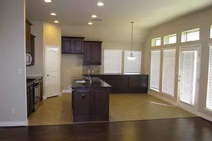 14104 Green Thicket Dr, Pearland, TX 77584 - Photo 16