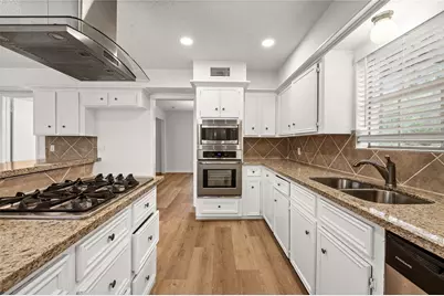 2019 Thousand Pines Drive, Kingwood, TX 77339 - Photo 16