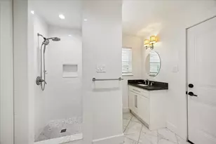 4715 Braesvalley Dr, Houston, TX 77096 - Photo 18