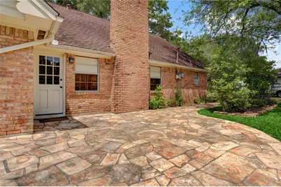 105 Ridgemont Drive, Alvin, TX 77511 - Photo 24