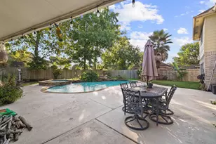 1906 Blue Quail Dr, Friendswood, TX 77546 - Photo 1