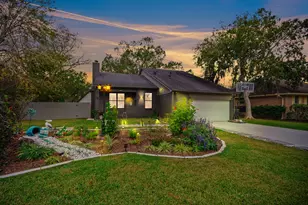 5402 Royal Pkwy, Friendswood, TX 77546 - Photo 1