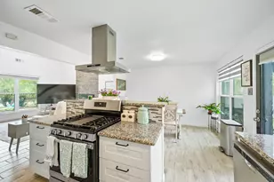 5402 Royal Pkwy, Friendswood, TX 77546 - Photo 12