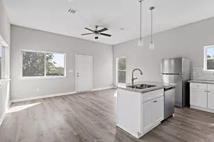 8204 Tower St, Houston, TX 77088 - Photo 2