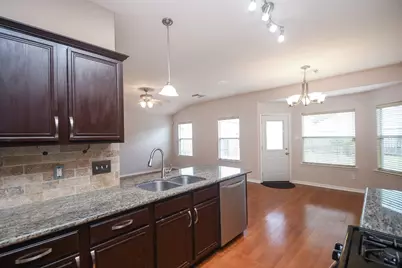 1910 Plum  Creek Lane, Missouri City, TX 77489 - Photo 8