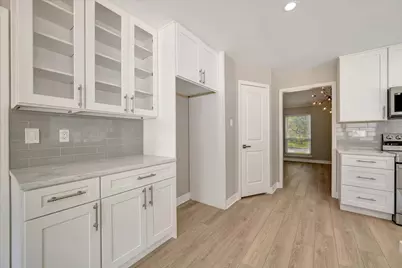 15411 Park Estates Lane, Houston, TX 77062 - Photo 34