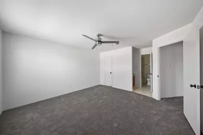 8243 Creekbend Drive #8243, Houston, TX 77071 - Photo 18