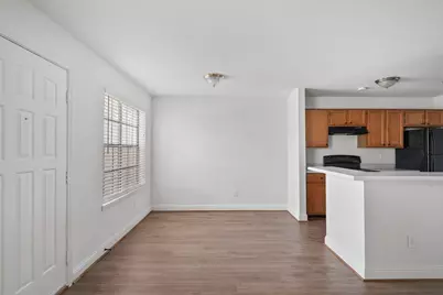 8243 Creekbend Drive #8243, Houston, TX 77071 - Photo 10