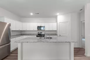 24623 Golden Brook Ct, Magnolia, TX 77355 - Photo 2