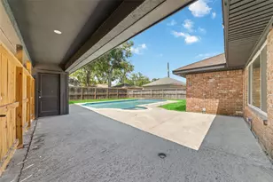 5950 Dumfries Dr, Houston, TX 77096 - Photo 24