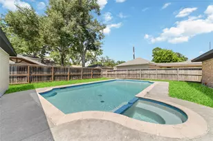5950 Dumfries Dr, Houston, TX 77096 - Photo 26