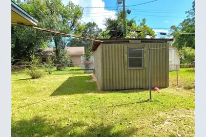 507 Bridal Wreath Avenue, Orange, TX 77630 - Photo 6