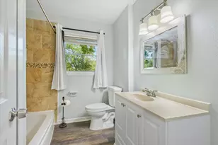 9802 Carmalee St, Houston, TX 77075 - Photo 14