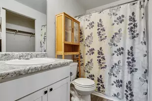 2029 6th St, Hempstead, TX 77445 - Photo 16