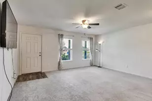 2029 6th St, Hempstead, TX 77445 - Photo 6