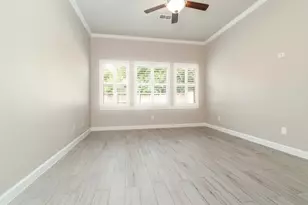 9615 Spring Ct, Iowa Colony, TX 77583 - Photo 12
