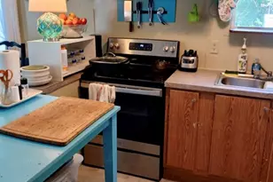 333 9th St, San Leon, TX 77539 - Photo 6