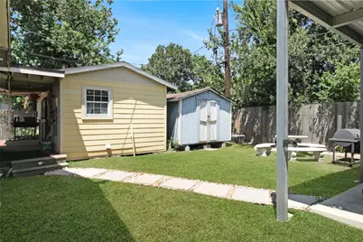 306 W Houston Avenue, Pasadena, TX 77502 - Photo 24