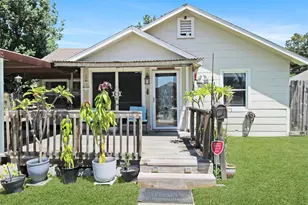306 W Houston Ave, Pasadena, TX 77502 - Photo 2
