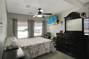306 W Houston Ave, Pasadena, TX 77502 - Photo 10