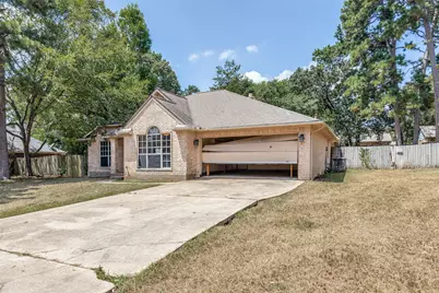 221 Tupelo Lane, Conroe, TX 77304 - Photo 2