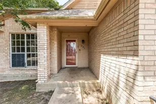 221 Tupelo Ln, Conroe, TX 77304 - Photo 4
